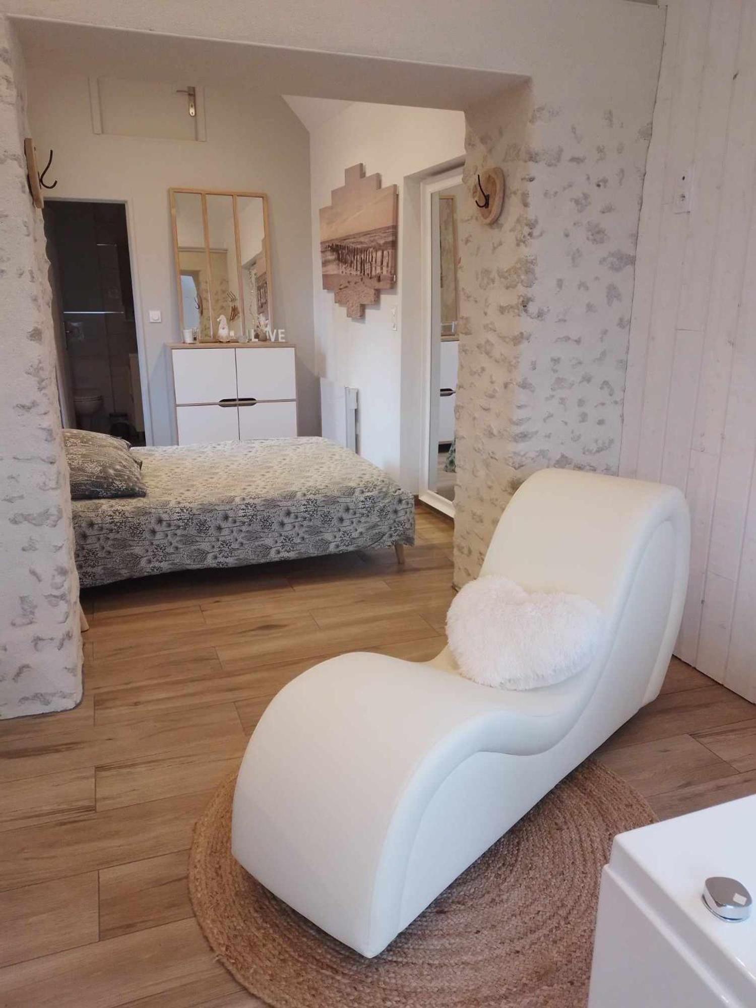 Gites & Spa Du Bien-Etre - Spa Privatif Courgains Экстерьер фото